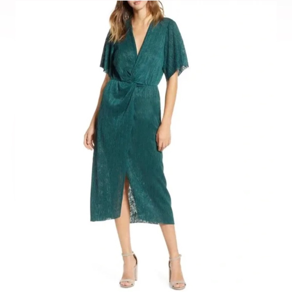 ASTR Cocktail Dress in Emerald Green NWT